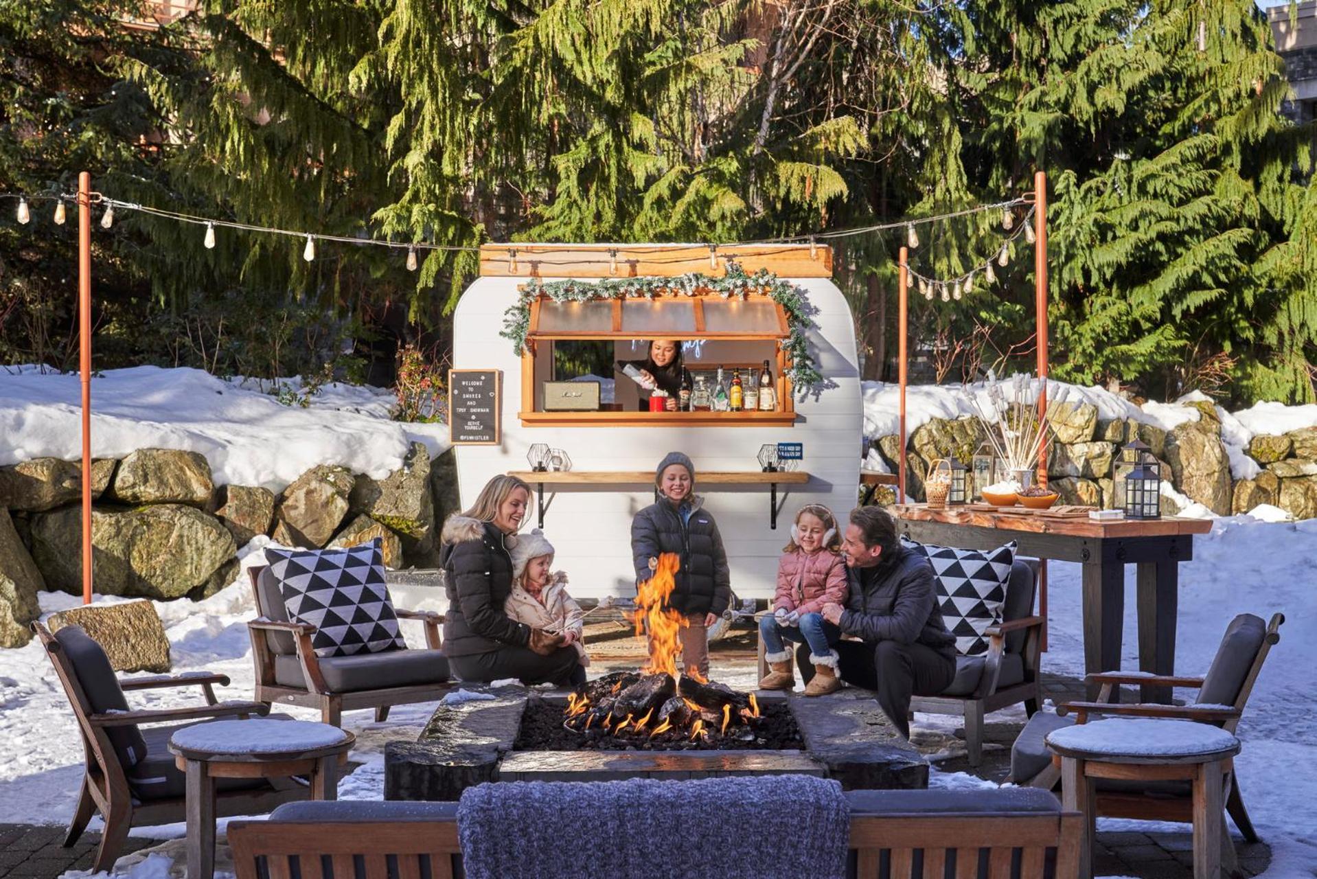 Four Seasons Resort Whistler Exteriör bild