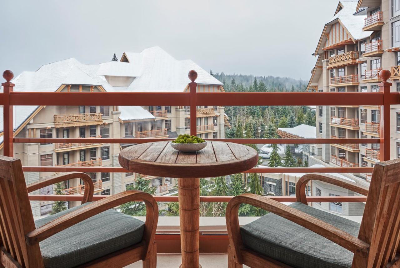 Four Seasons Resort Whistler Exteriör bild