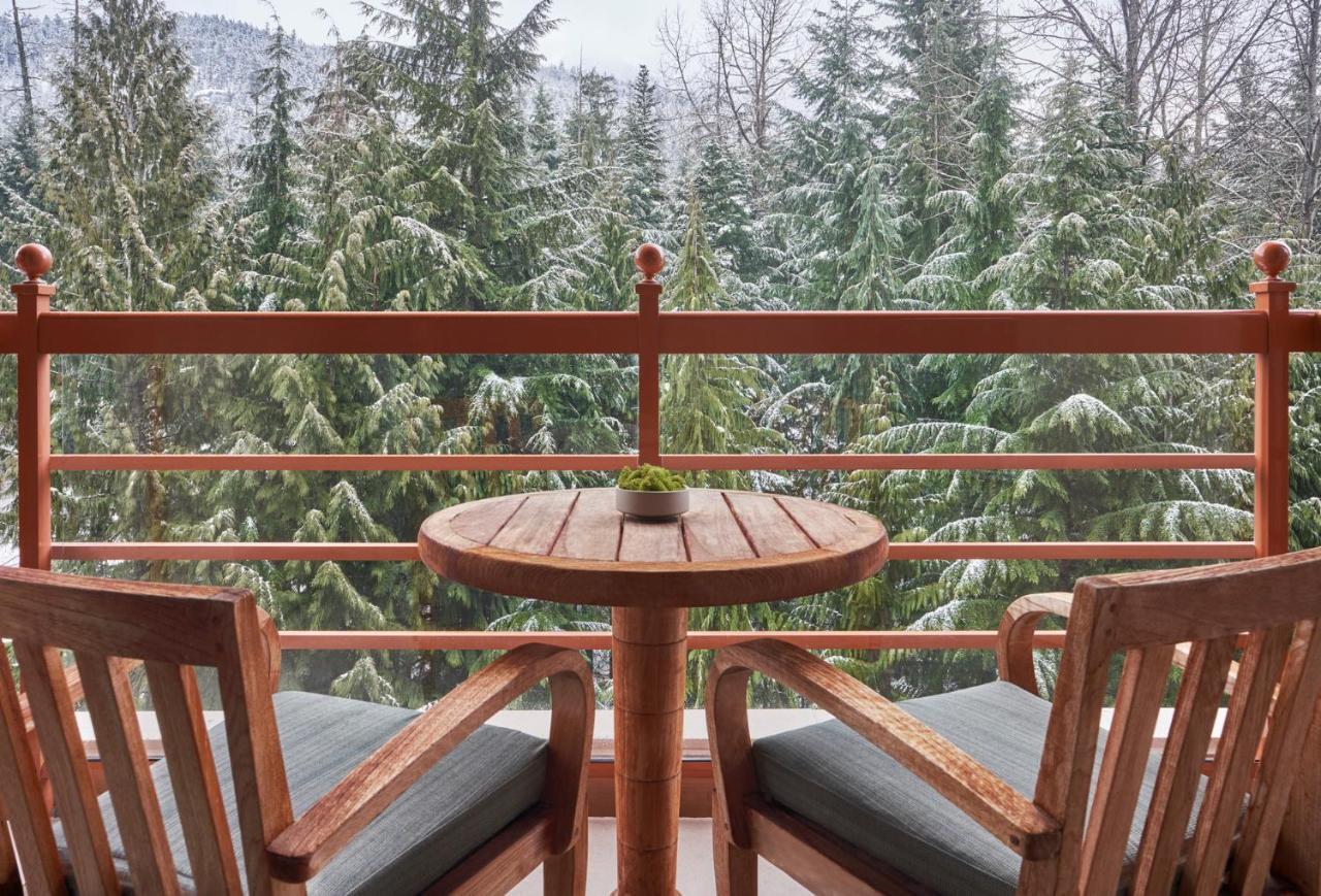 Four Seasons Resort Whistler Exteriör bild